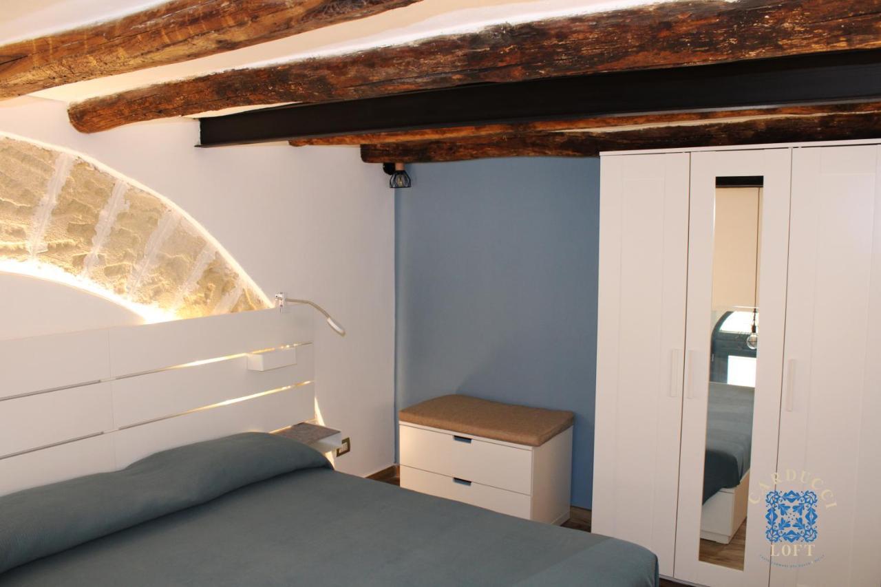 Carducci Loft Apartment Castellammare del Golfo Luaran gambar